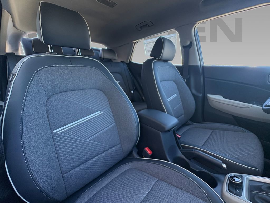 New 2026 Hyundai Venue SEL image 8