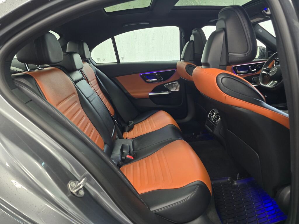 Used 2024 Mercedes-Benz C 300 4MATIC Sedan image 23