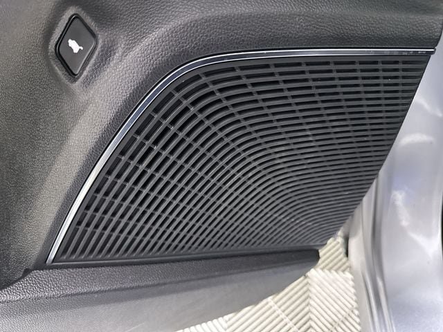 Used 2025 Acura MDX FWD image 25