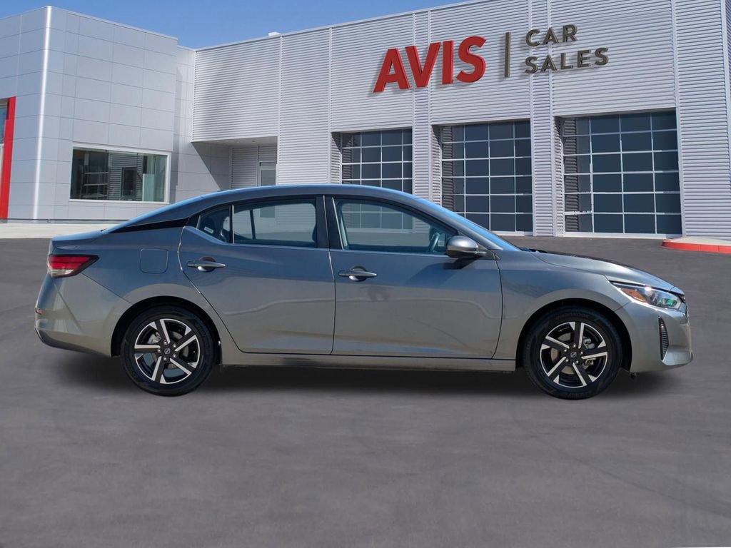 Used 2025 Nissan Sentra SV FWD image 5
