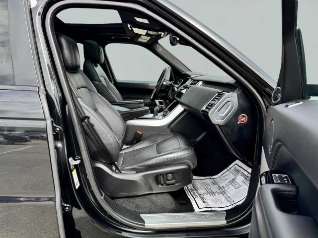 Used 2018 Land Rover Range Rover Sport HSE image 47