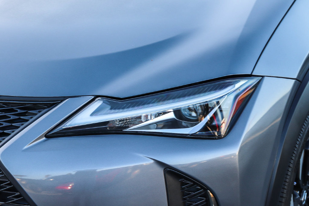 Used 2021 Lexus UX 250h F Sport w/ Accessory Package (Z1) AWD/4WD image 5