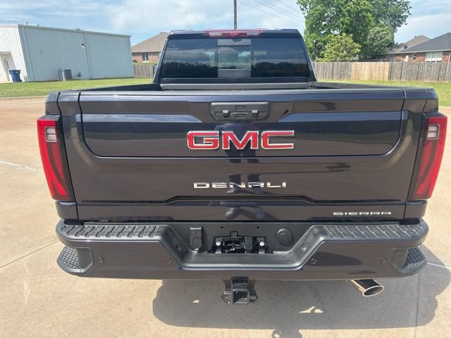 Used 2026 GMC Sierra 2500 Denali w/ Technology Package AWD/4WD image 3