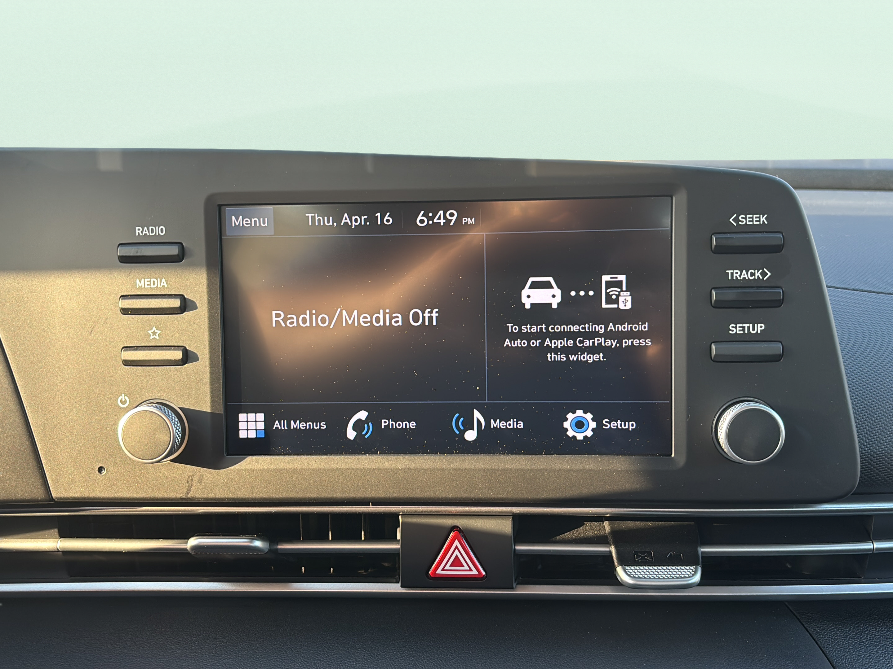Certified 2026 Hyundai Elantra SE FWD image 15