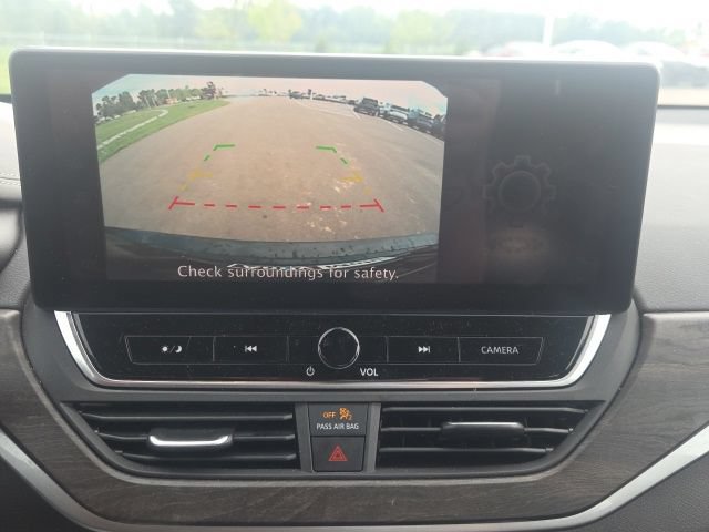 Used 2024 Nissan Altima 2.5 SV w/ SV Premium Package FWD image 27