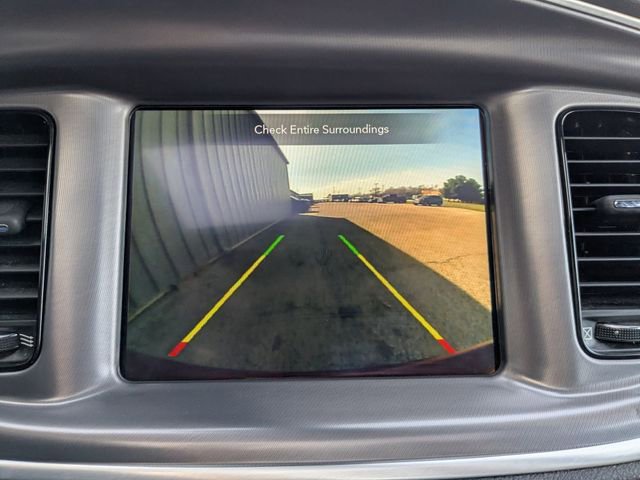 Used 2020 Dodge Charger SXT w/ Blacktop Package image 19