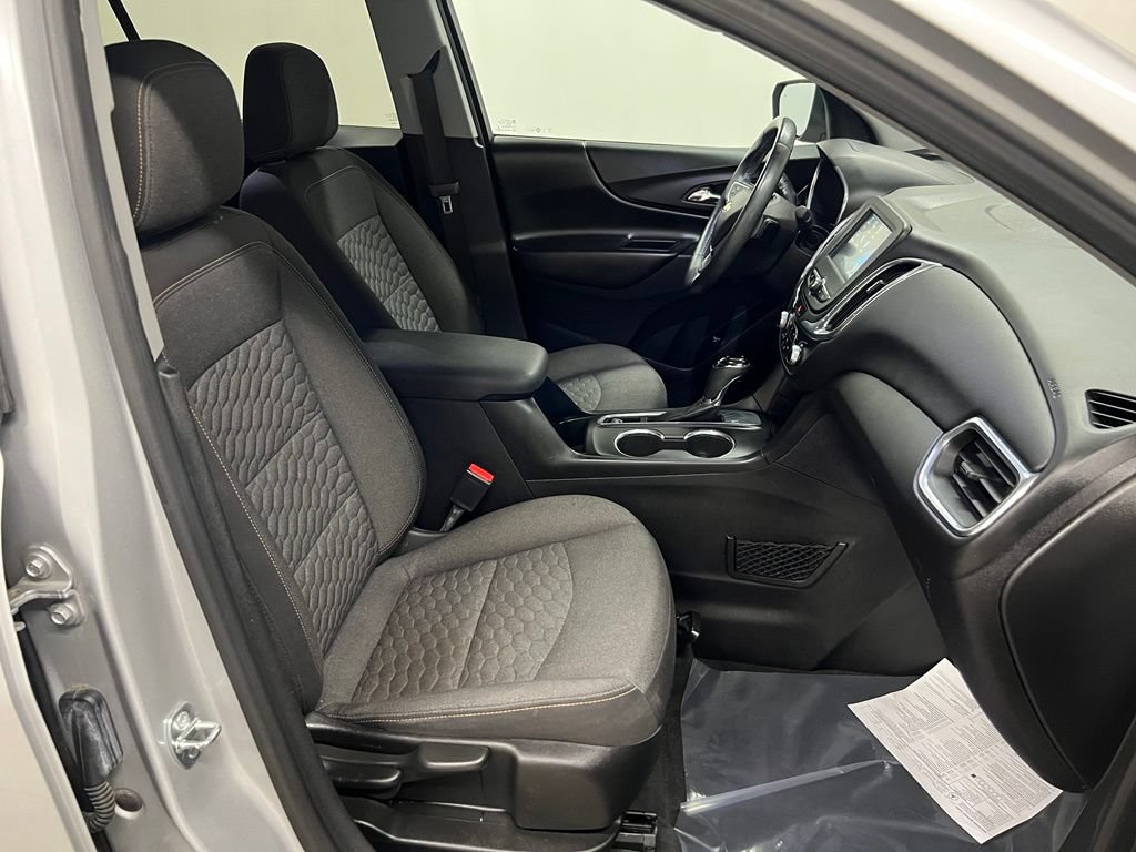 Certified 2018 Chevrolet Equinox LT FWD image 41