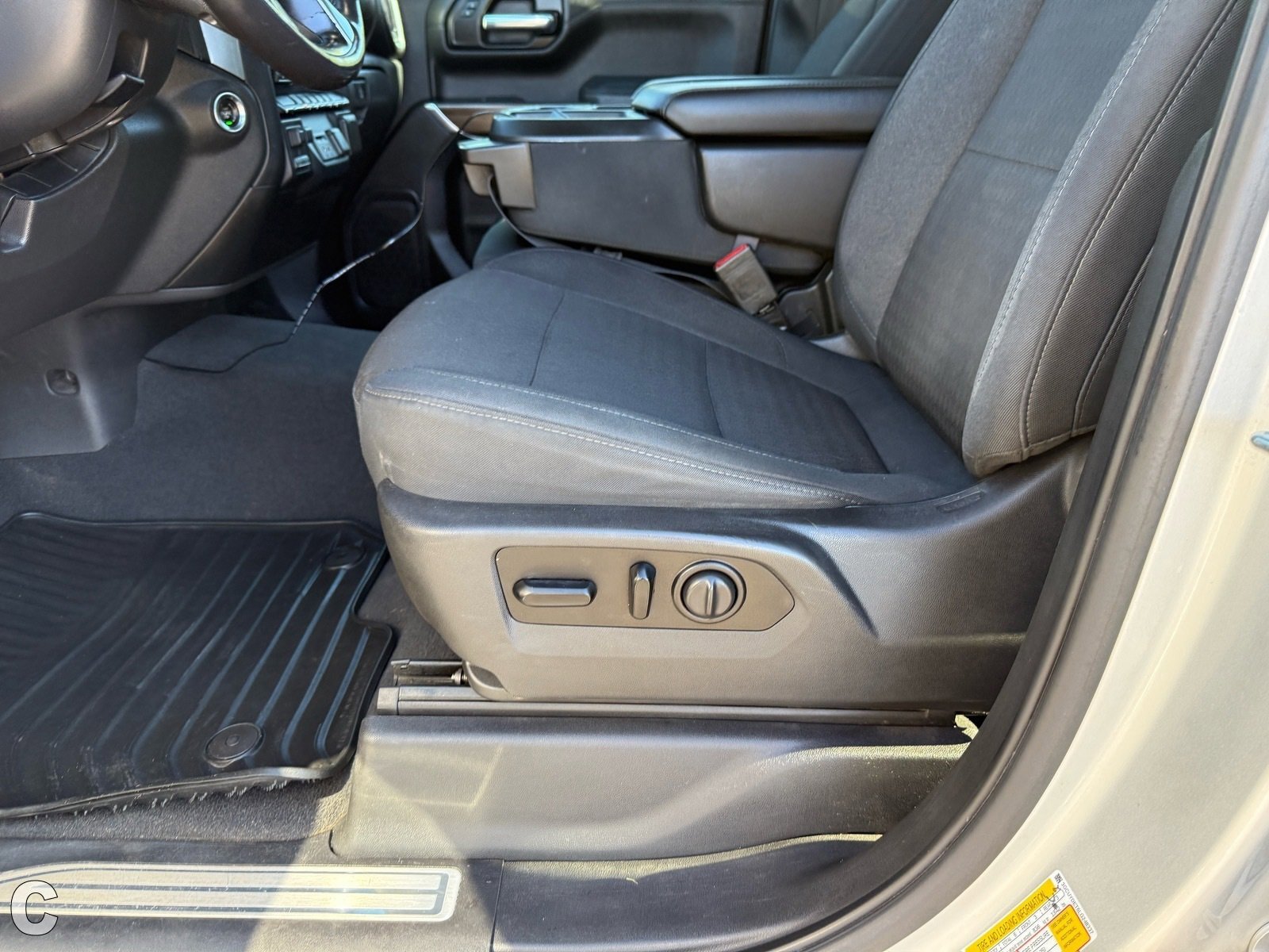 Used 2020 Chevrolet Silverado 1500 LT w/ All-Star Edition image 20