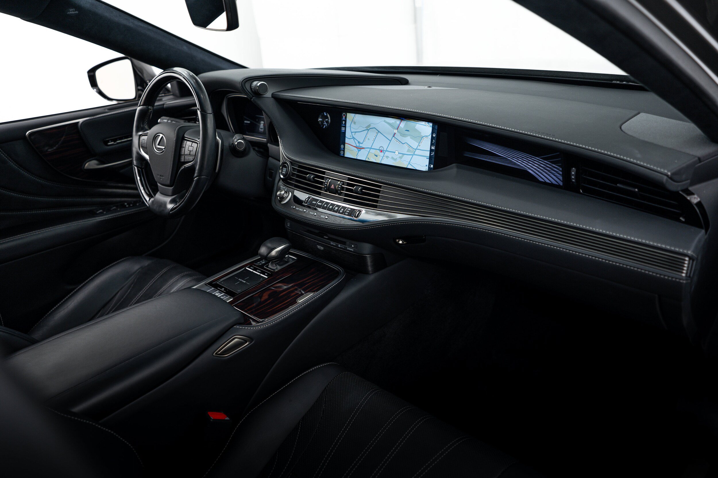 Used 2019 Lexus LS 500 AWD w/ Interior Upgrade Package image 8