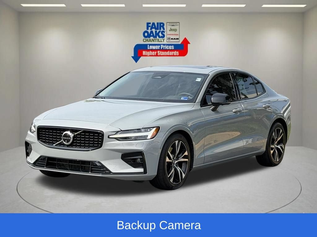 Used 2025 Volvo S60 B5 Plus FWD image 3