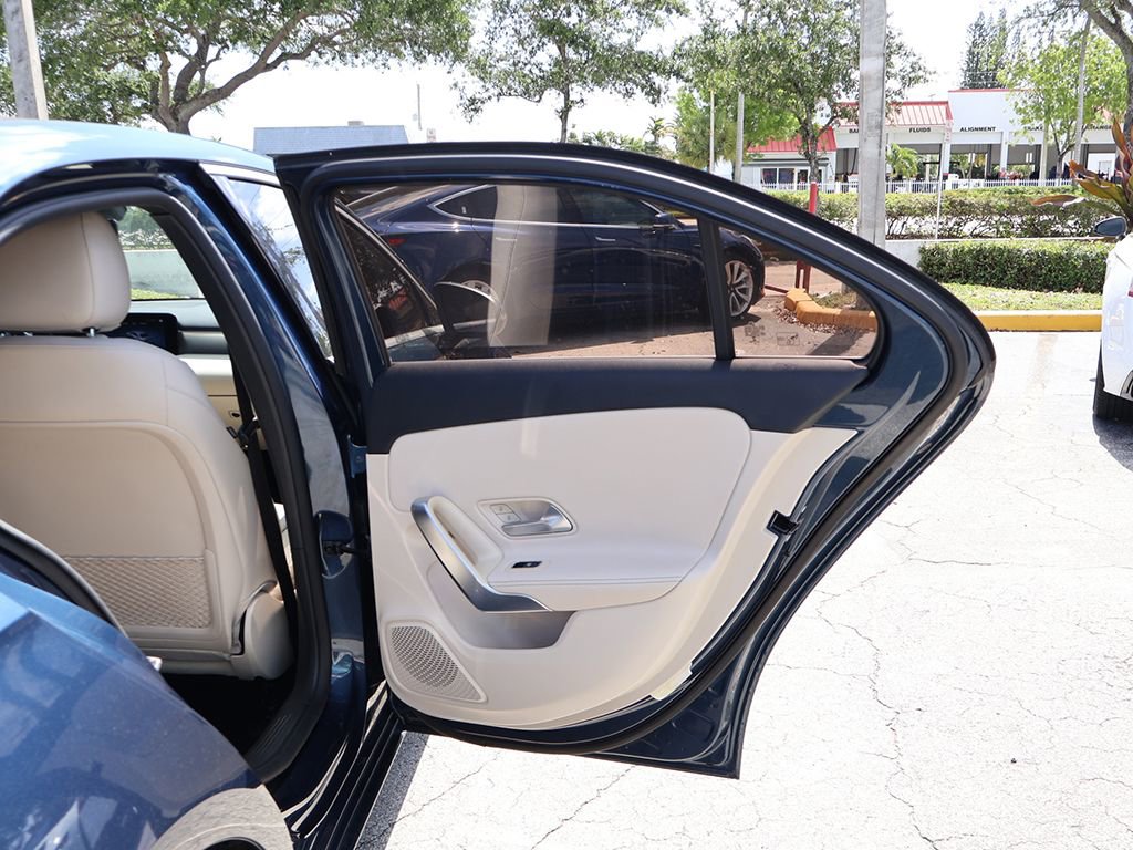Used 2022 Mercedes-Benz A 220 4MATIC w/ Premium Package image 25