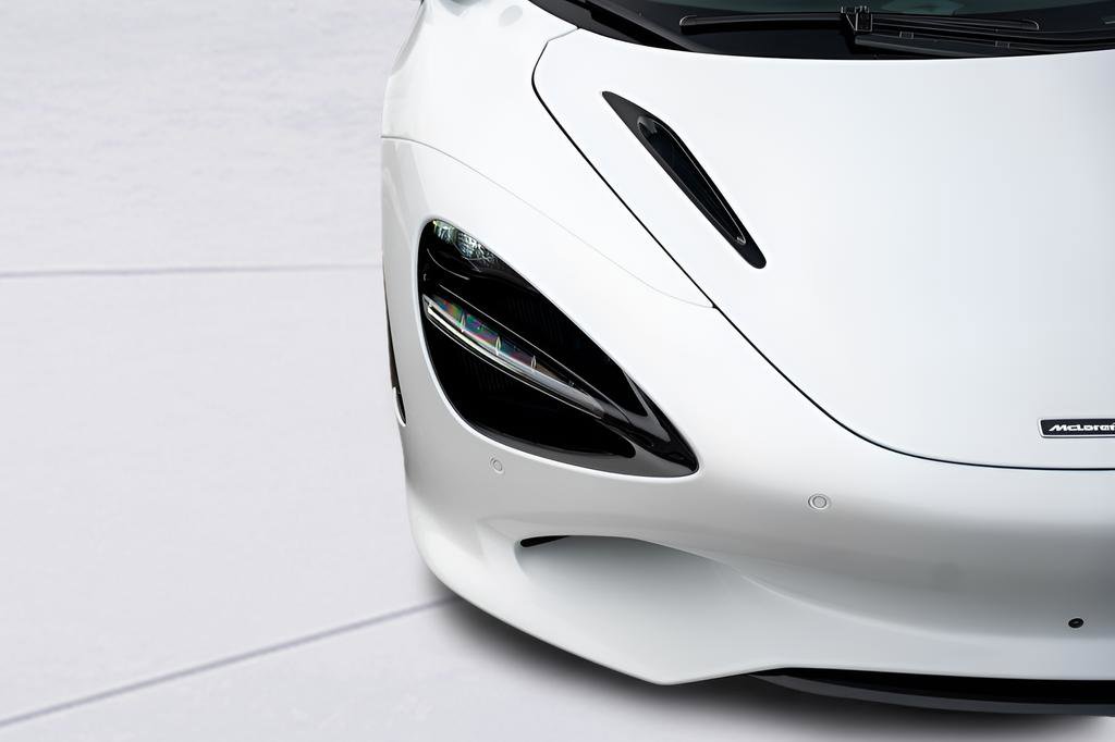 New 2026 McLaren 750S Spider RWD image 24