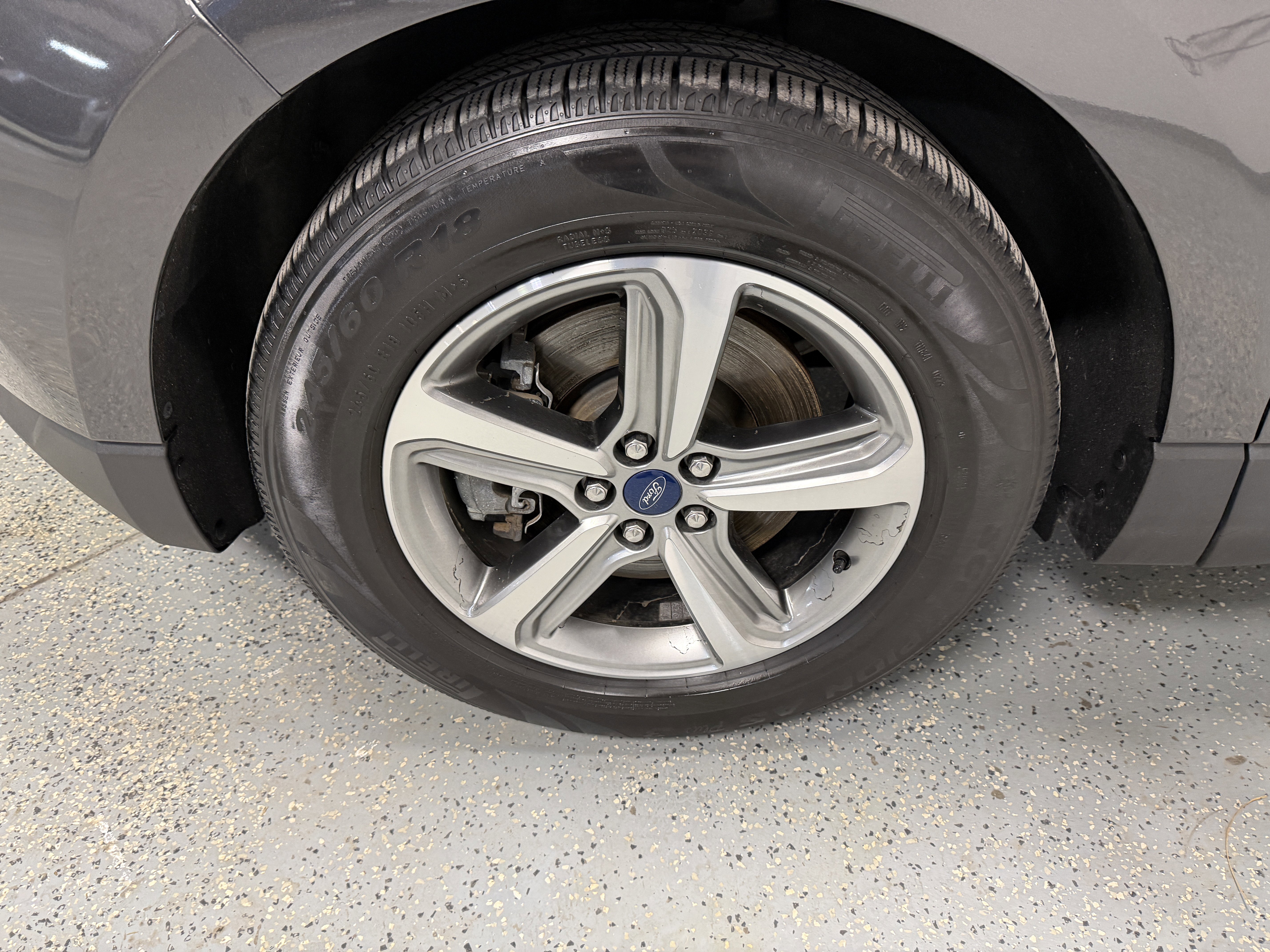 Used 2019 Ford Edge SEL image 28