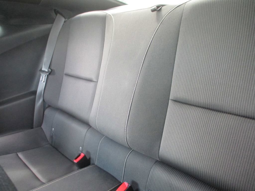 Used 2010 Chevrolet Camaro LT RWD image 16