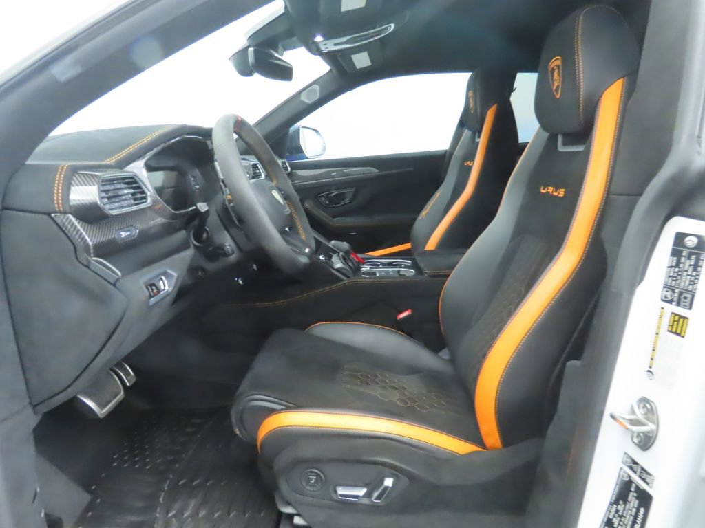 Used 2024 Lamborghini Urus Performante image 20