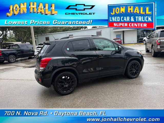 Used 2020 Chevrolet Trax LT w/ LT Convenience Package FWD image 11