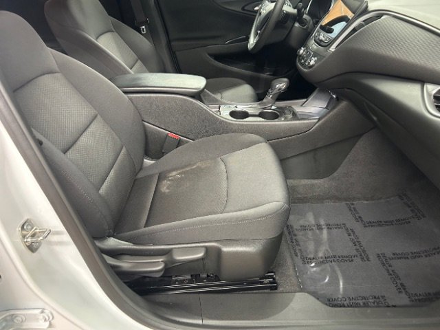 Used 2023 Chevrolet Malibu LS image 11