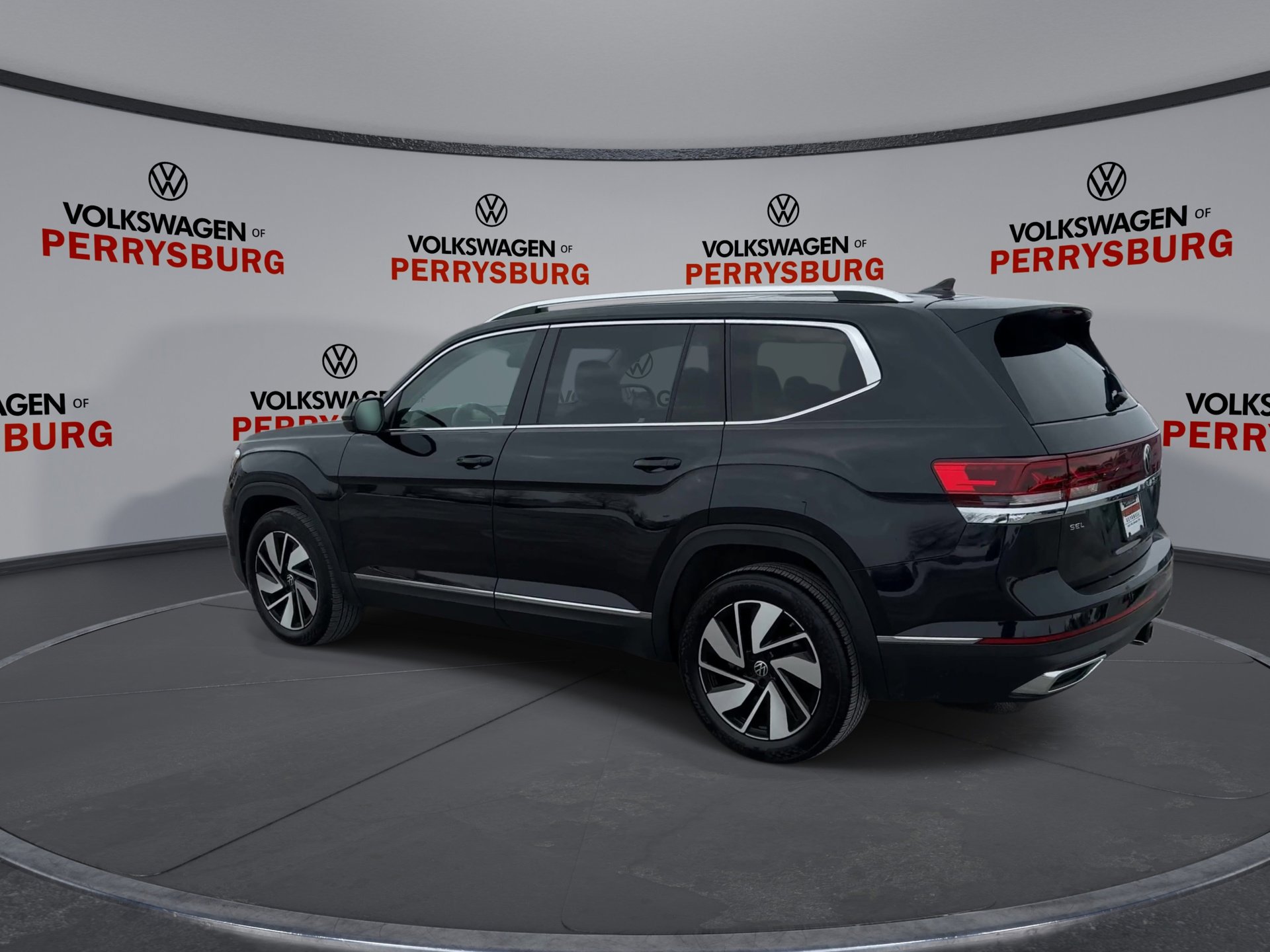 Certified 2025 Volkswagen Atlas SEL image 6
