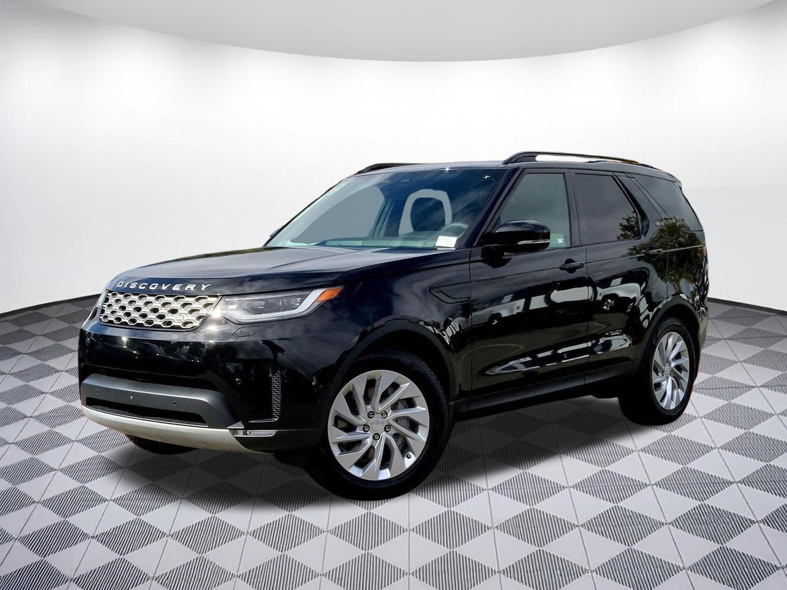 New 2025 Land Rover Discovery S