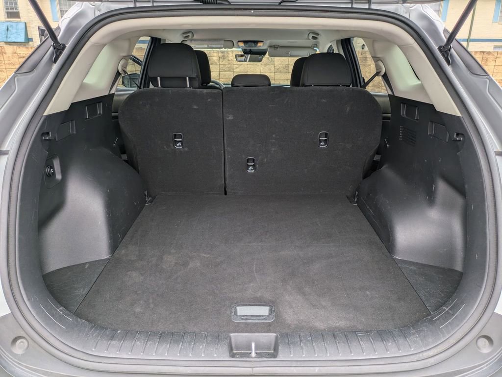 Used 2024 Kia Sportage LX image 28