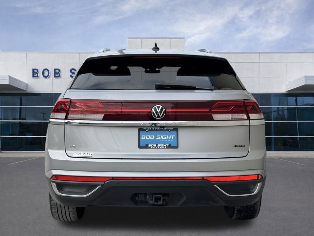 Used 2024 Volkswagen Atlas Cross Sport SE image 27