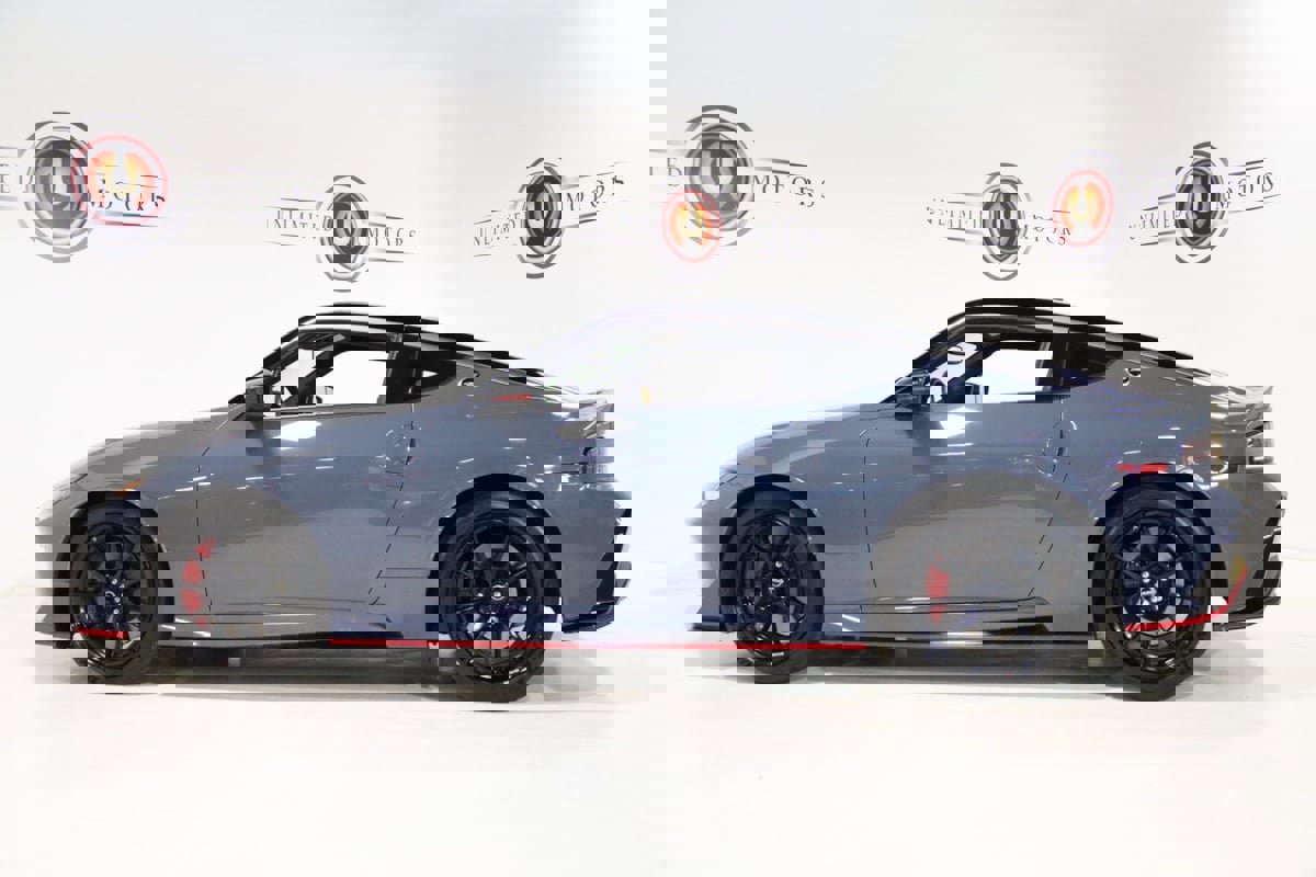 Used 2024 Nissan Z NISMO w/ Floor Mat Package image 37