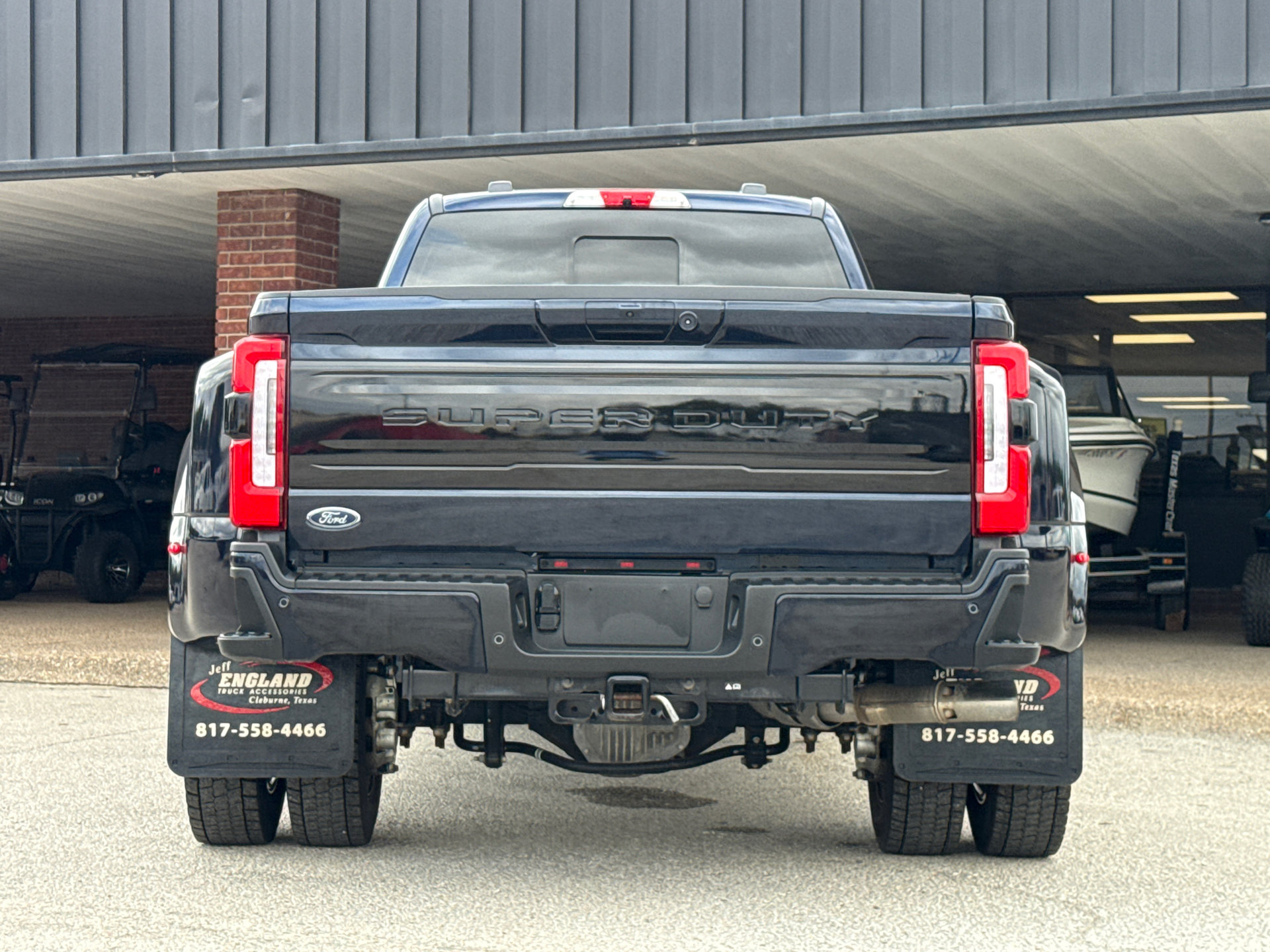 Used 2025 Ford F450 Platinum w/ FX4 Off-Road Package AWD/4WD image 8