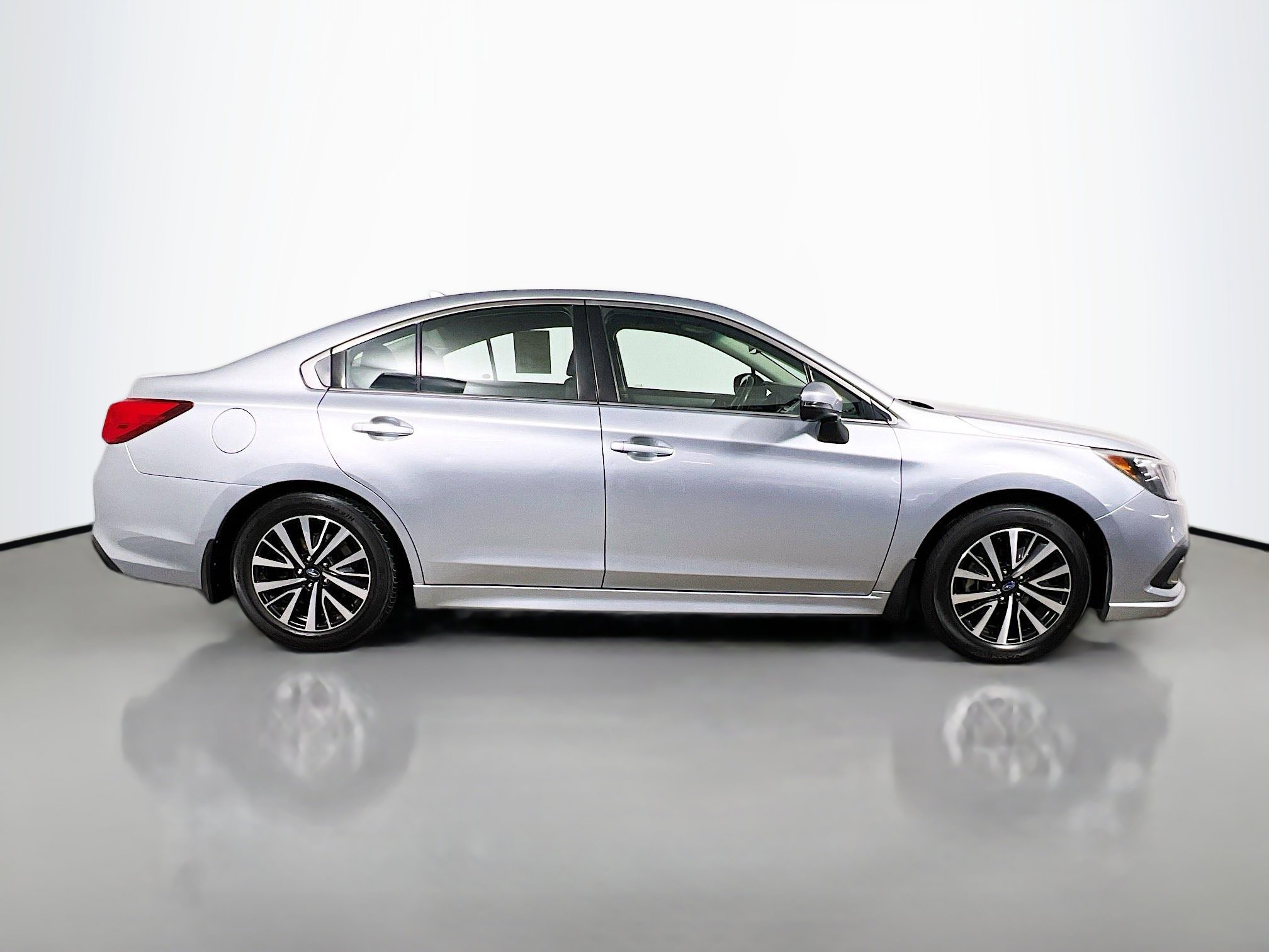 Used 2018 Subaru Legacy 2.5i Premium w/ Eyesight & BSD & Rcta & HBA image 3