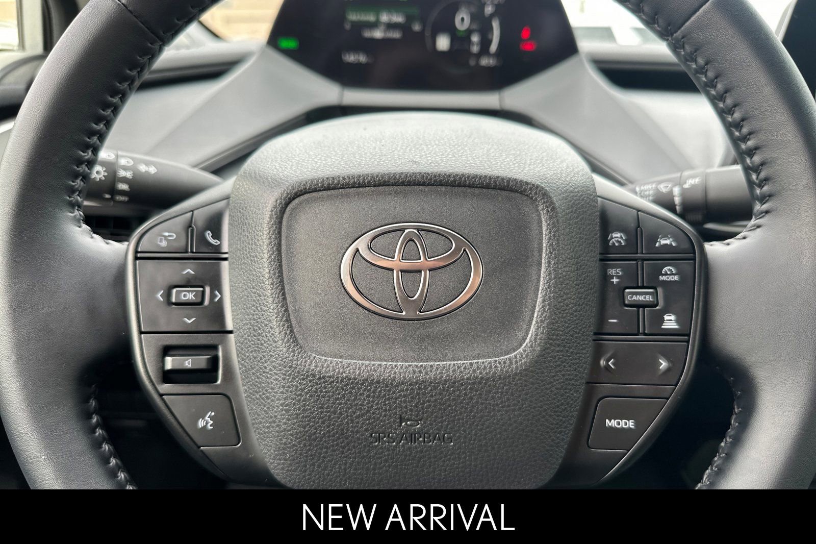 Used 2025 Toyota Prius LE image 24