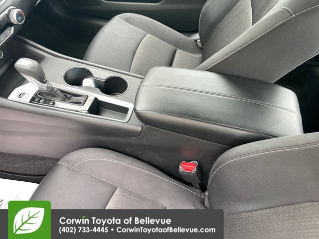 Used 2025 Nissan Altima 2.5 SV FWD image 24