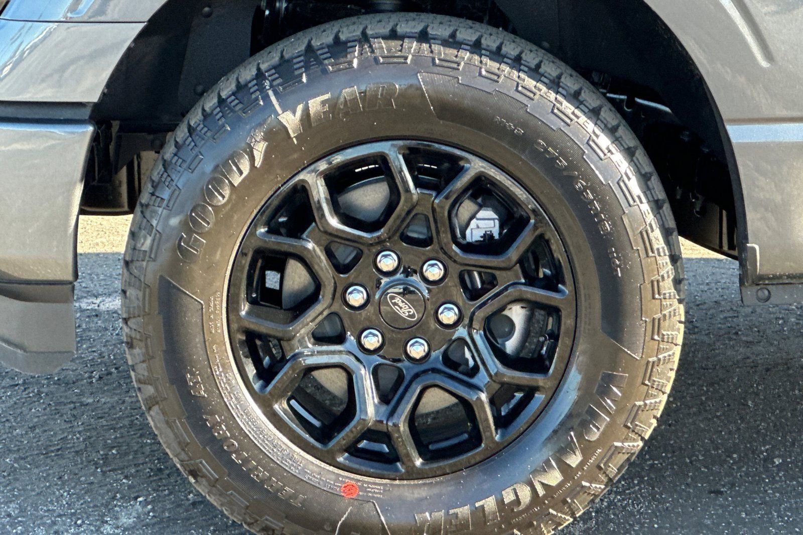 New 2026 Ford F150 XLT w/ Equipment Group 302A MID AWD/4WD image 24