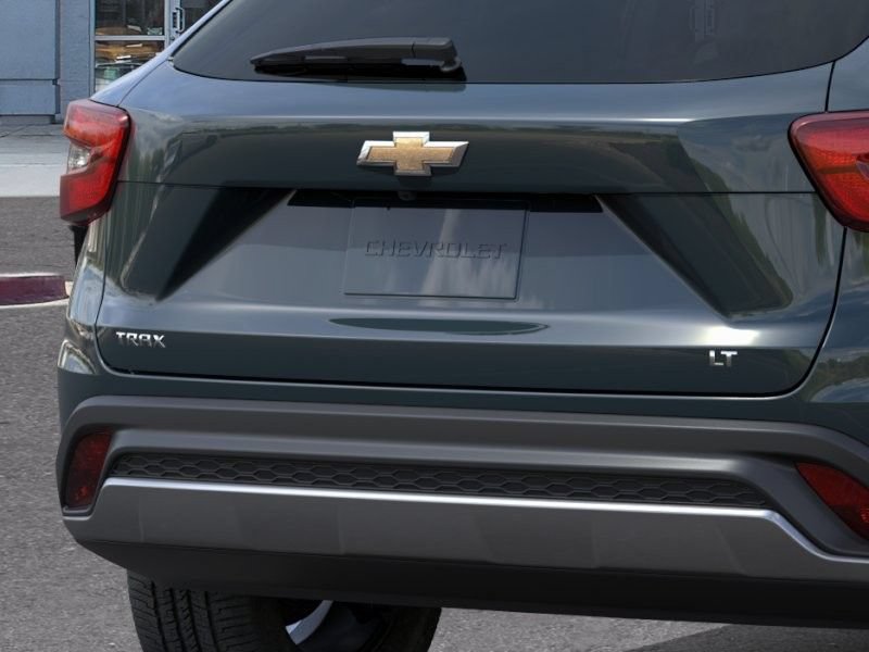 New 2026 Chevrolet Trax LT w/ Sunroof Package FWD image 15