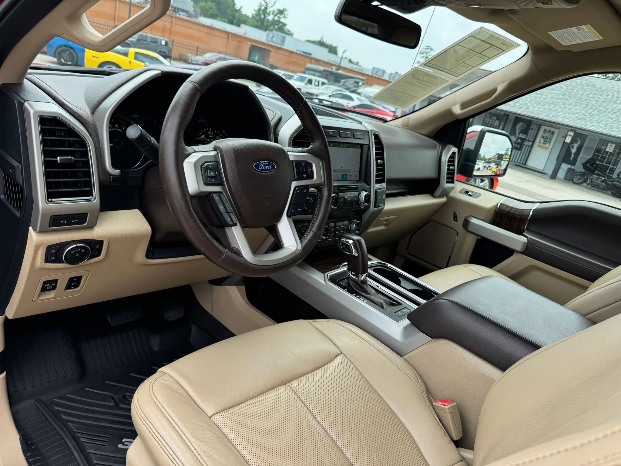 Used 2019 Ford F150 Lariat w/ Equipment Group 502A Luxury RWD image 23