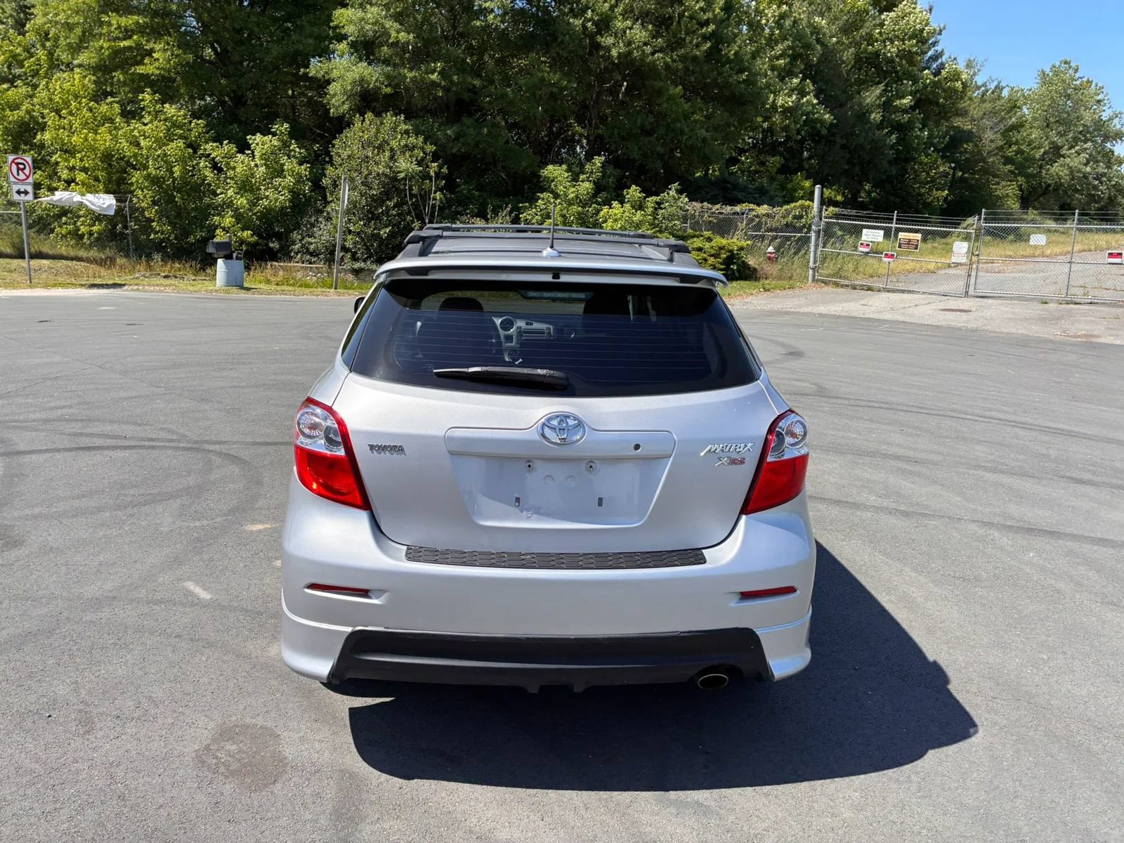 Used 2009 Toyota Matrix XRS w/ All Weather Guard Pkg FWD image 11
