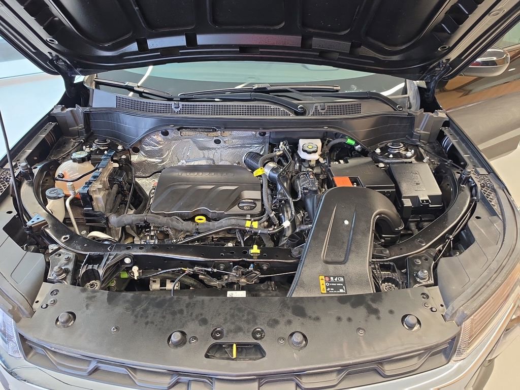 Used 2025 Chevrolet Trax LS w/ LS Convenience Package FWD image 25