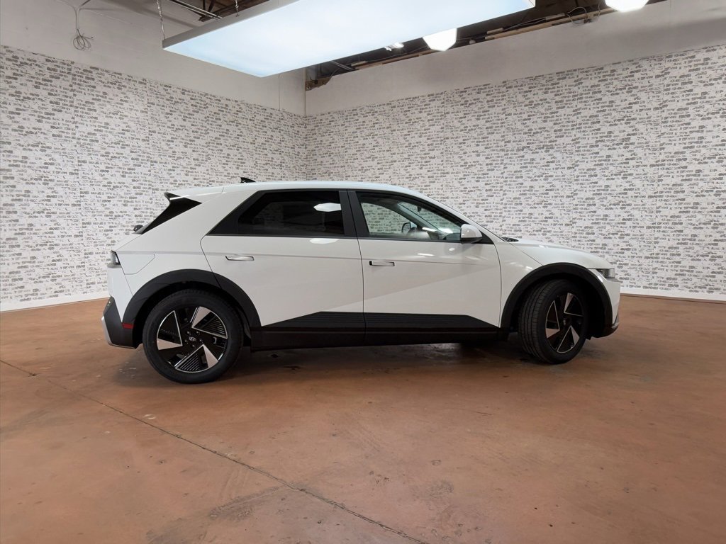 New 2026 Hyundai Ioniq 5 SE image 9