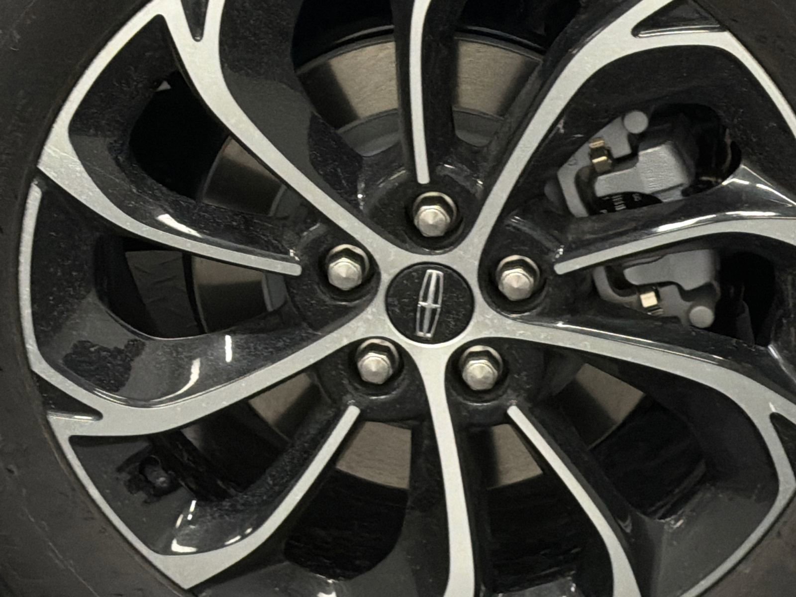 New 2026 Lincoln Nautilus Premier image 5