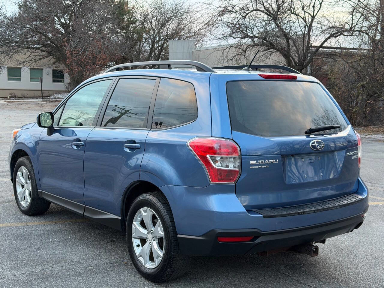 Used 2015 Subaru Forester 2.5i Premium image 4
