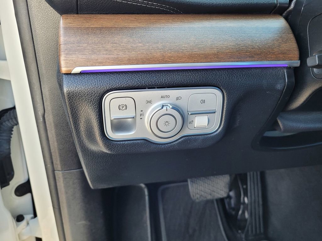 Used 2020 Mercedes-Benz GLS 450 4MATIC image 25