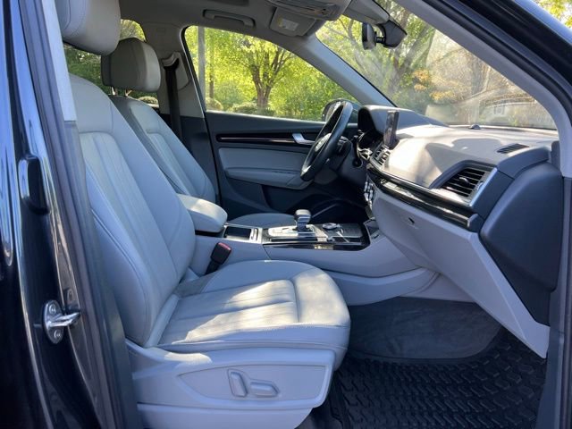 Used 2019 Audi Q5 2.0T Premium w/ Convenience Package image 23