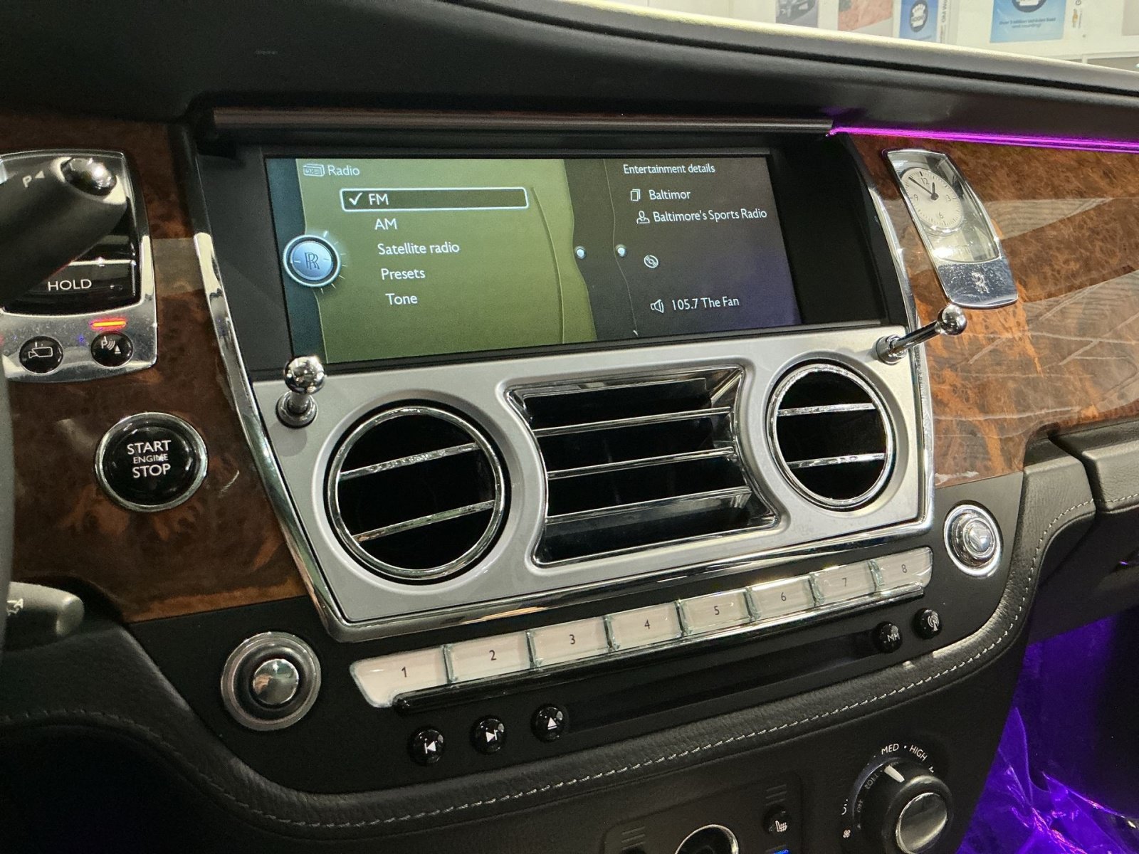 Used 2013 Rolls-Royce Ghost RWD image 19
