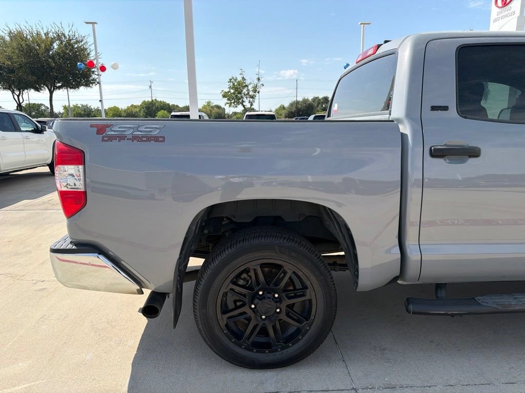 Used 2020 Toyota Tundra SR5 w/ SR5 Upgrade Package AWD/4WD image 7