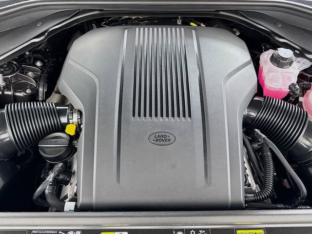 New 2026 Land Rover Range Rover Long Wheelbase SE image 32