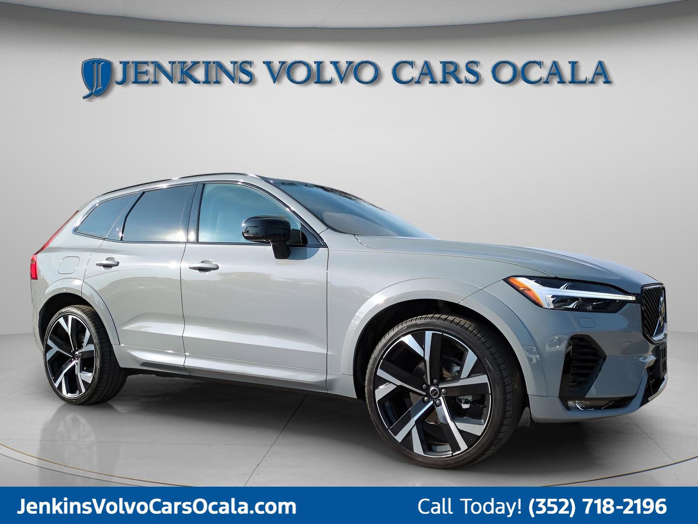 New 2026 Volvo XC60 B5 Ultra w/ Climate Package