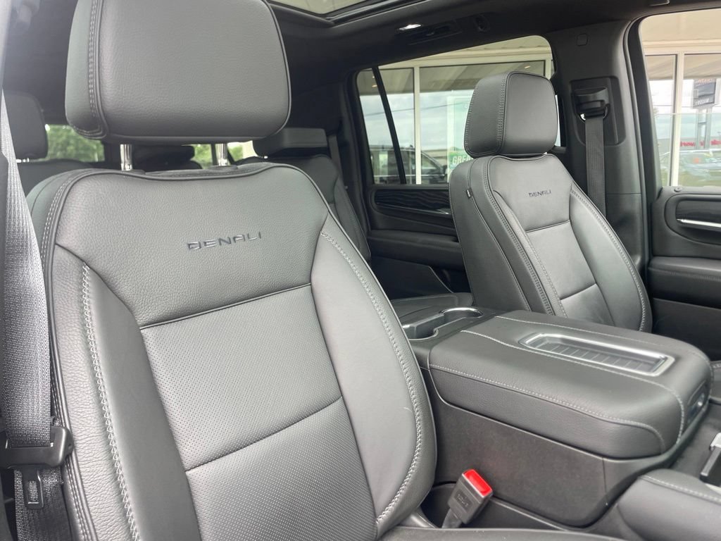 Used 2024 GMC Yukon XL Denali w/ Max Trailering Package AWD/4WD image 23