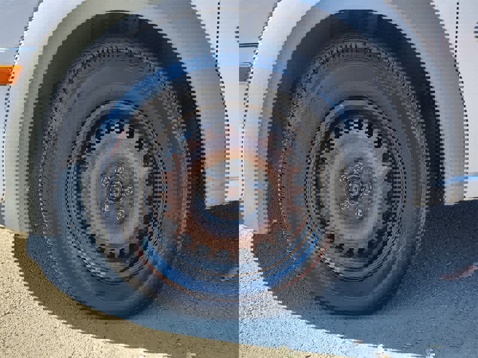 Used 2012 Ford Transit Connect XLT image 9