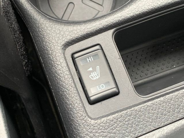 Used 2019 Nissan Rogue SV image 19