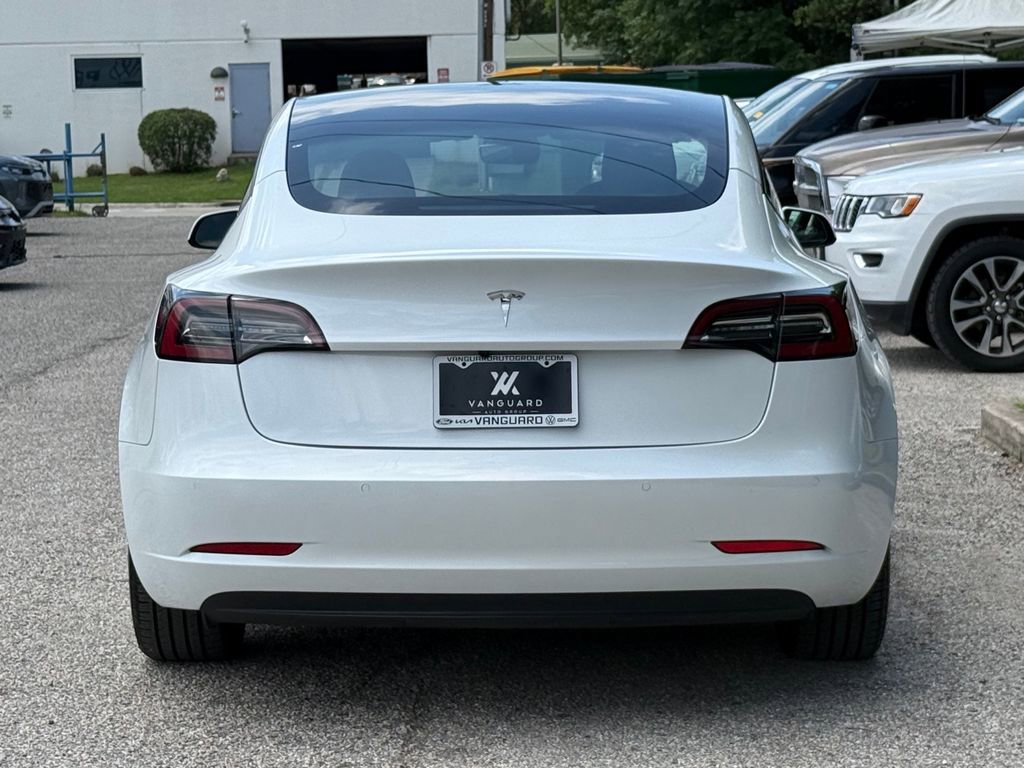 Used 2021 Tesla Model 3 Standard Range Plus RWD image 10