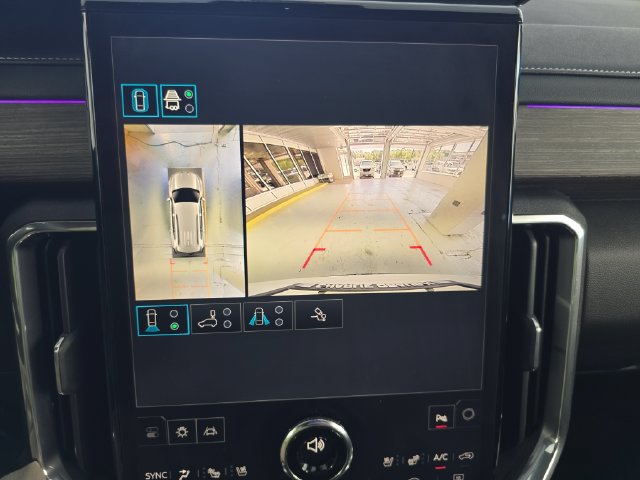 Certified 2026 GMC Acadia Denali w/ Super Cruise Package AWD/4WD image 17