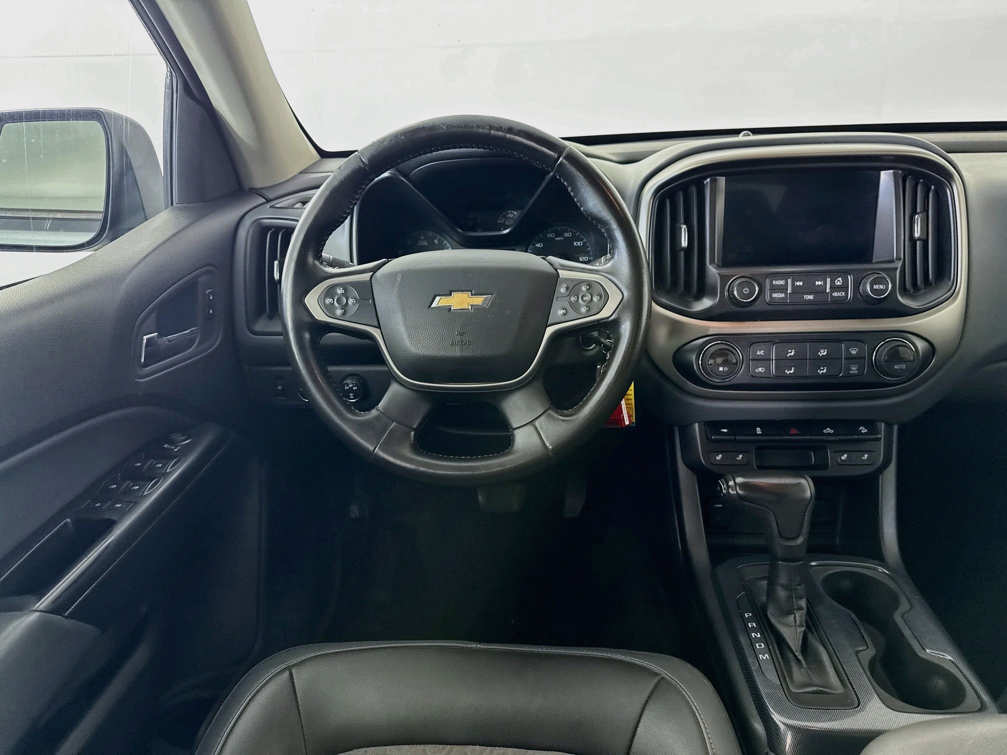 Used 2015 Chevrolet Colorado Z71 AWD/4WD image 21